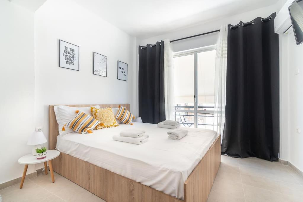 New Studio In The Heart Of City Center Ираклио Екстериор снимка