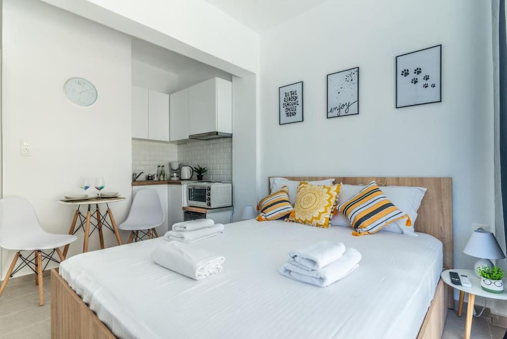 New Studio In The Heart Of City Center Ираклио Екстериор снимка
