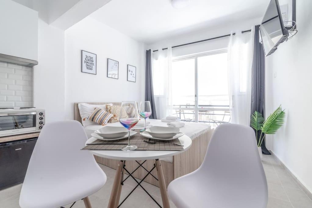 New Studio In The Heart Of City Center Ираклио Екстериор снимка