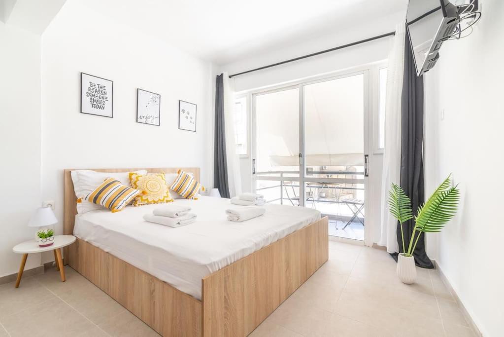New Studio In The Heart Of City Center Ираклио Екстериор снимка