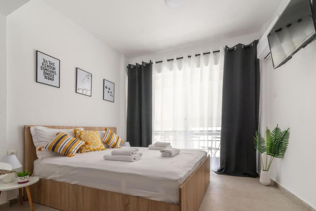 New Studio In The Heart Of City Center Ираклио Екстериор снимка