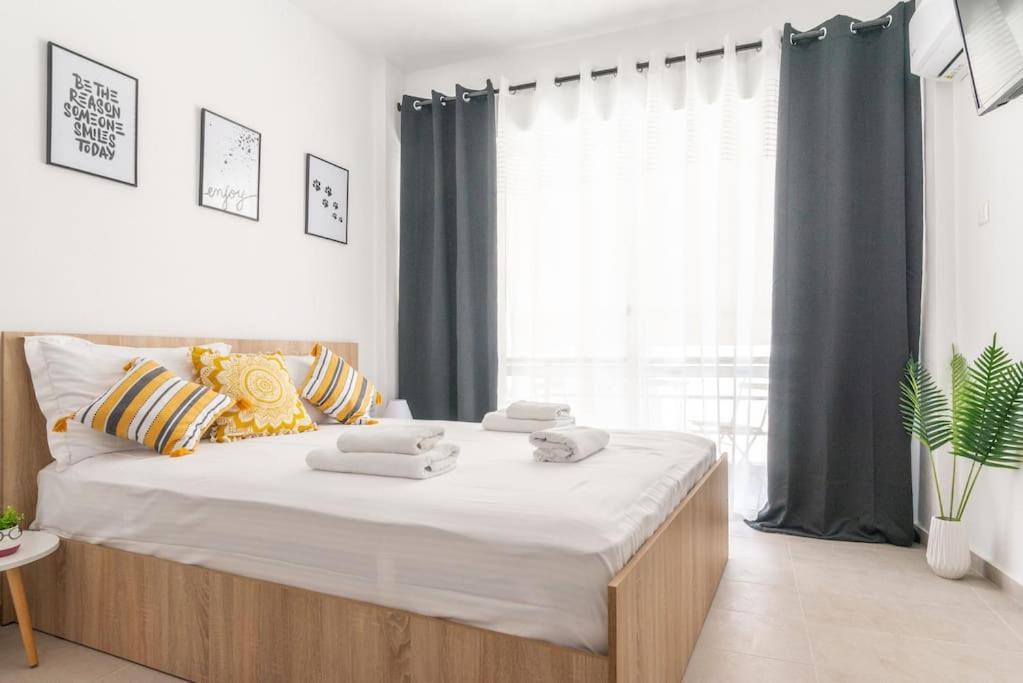 New Studio In The Heart Of City Center Ираклио Екстериор снимка